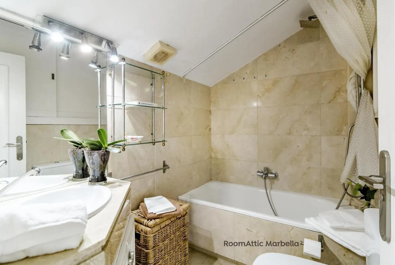 Atico Boutique Romantico En Corazon De Marbella Roomattic Apartment